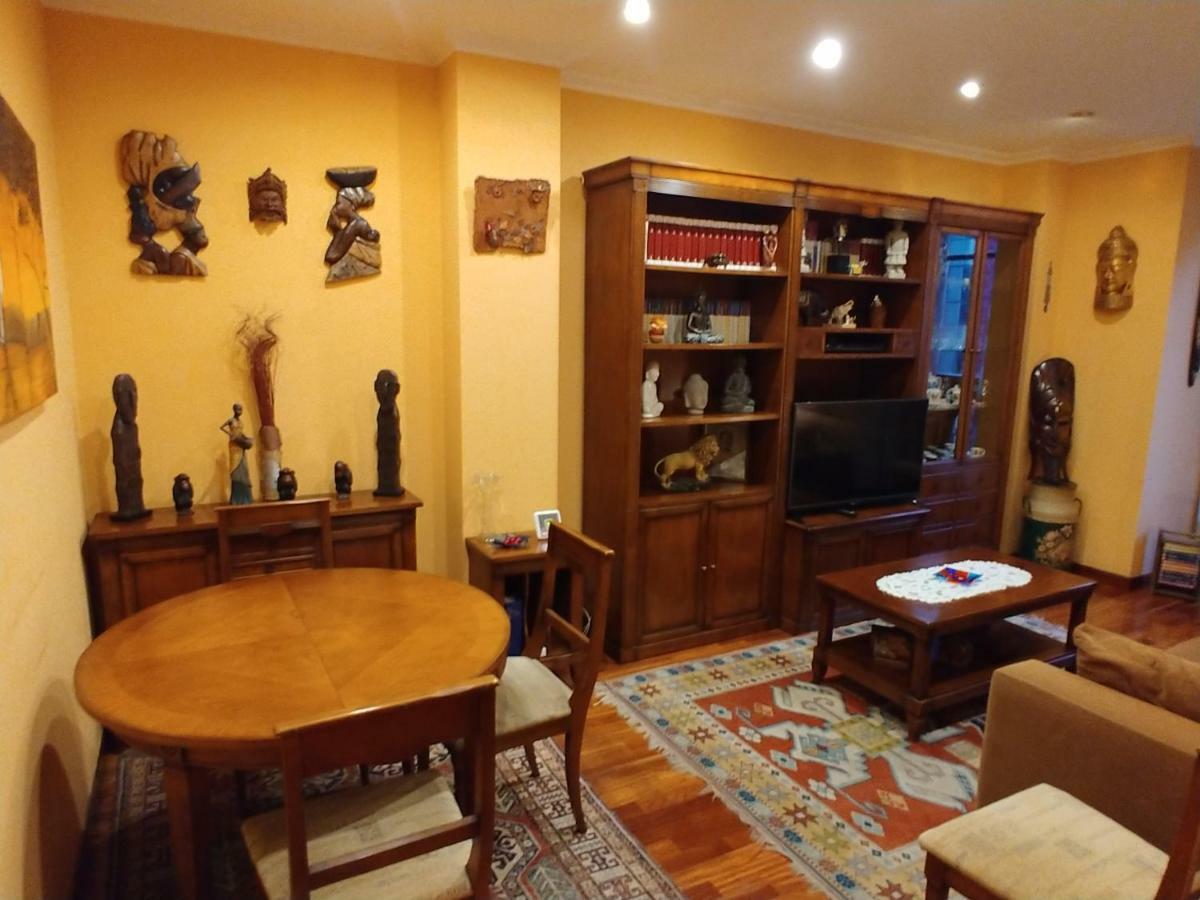 Hogar, A Modo De Hotel Gijón Eksteriør bilde